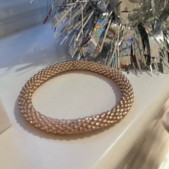 Sparkling stretch slip on bracelet (slides on easily) NWOT gorgeous great gift - Picture 2 of 6